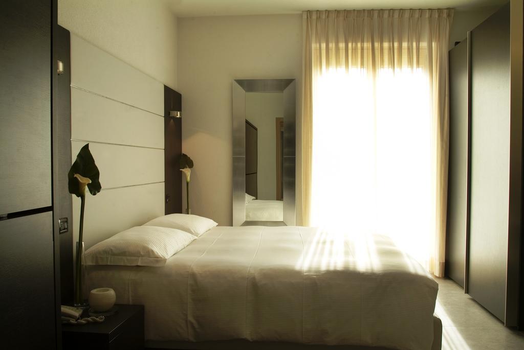 Hotel San Lorenzo Chiavenna Exteriér fotografie