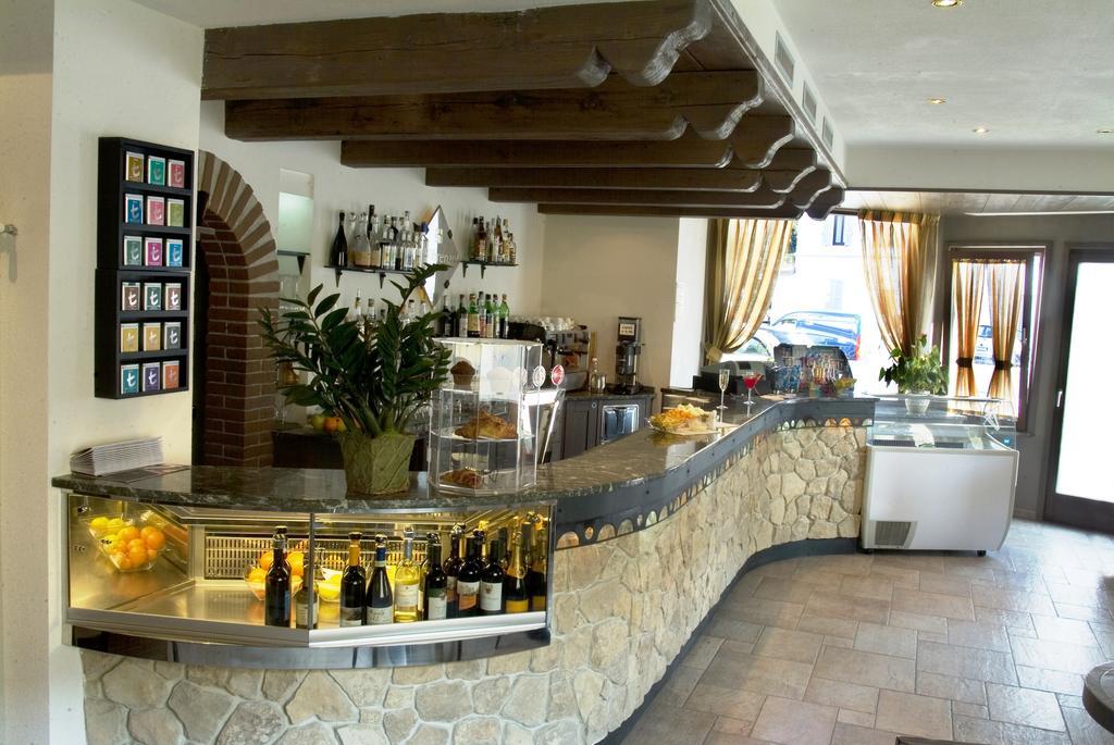 Hotel San Lorenzo Chiavenna Exteriér fotografie